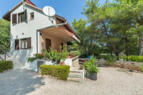 Apartment Ametist Brač